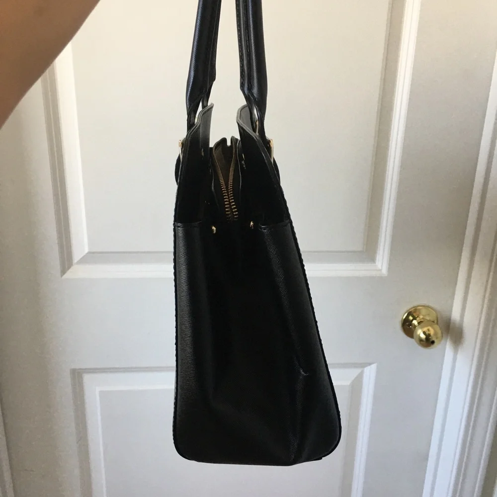 Kate Spade Charlotte Reena purse